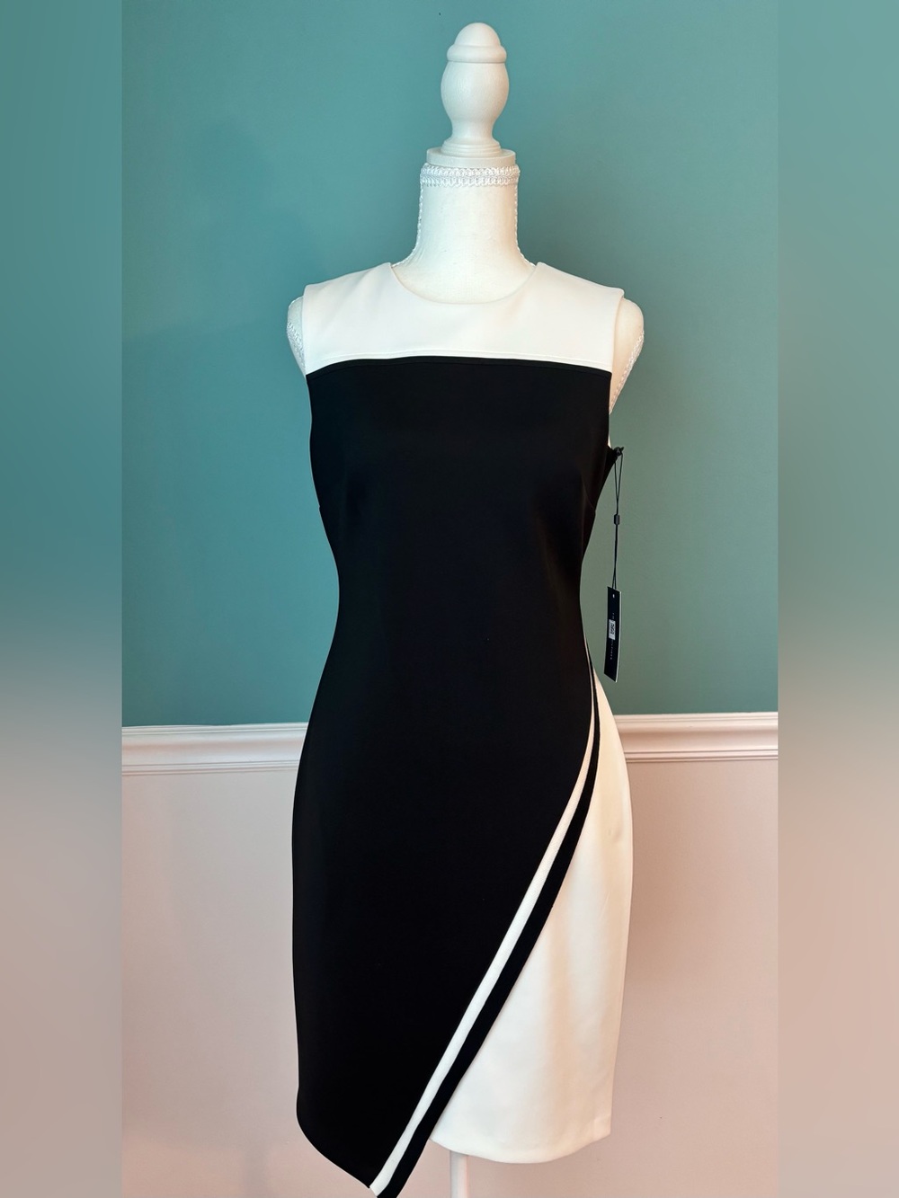 Modern Colorblock Scuba Knit Sheath Dress Asymmetrical Hem Career Chic NWT